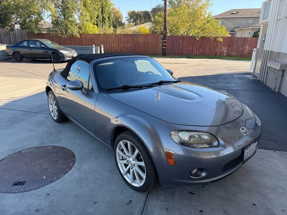 2008 Mazda NC MX-5 Miata - Image 2 of 20