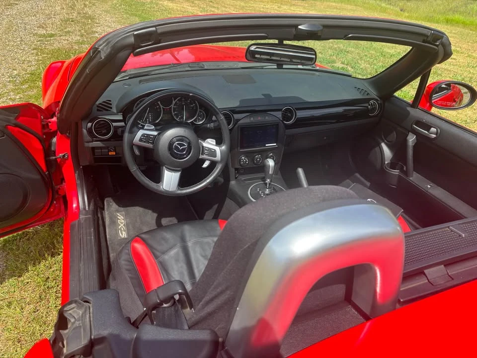 2008 Mazda NC MX-5 Miata - Image 4 of 11