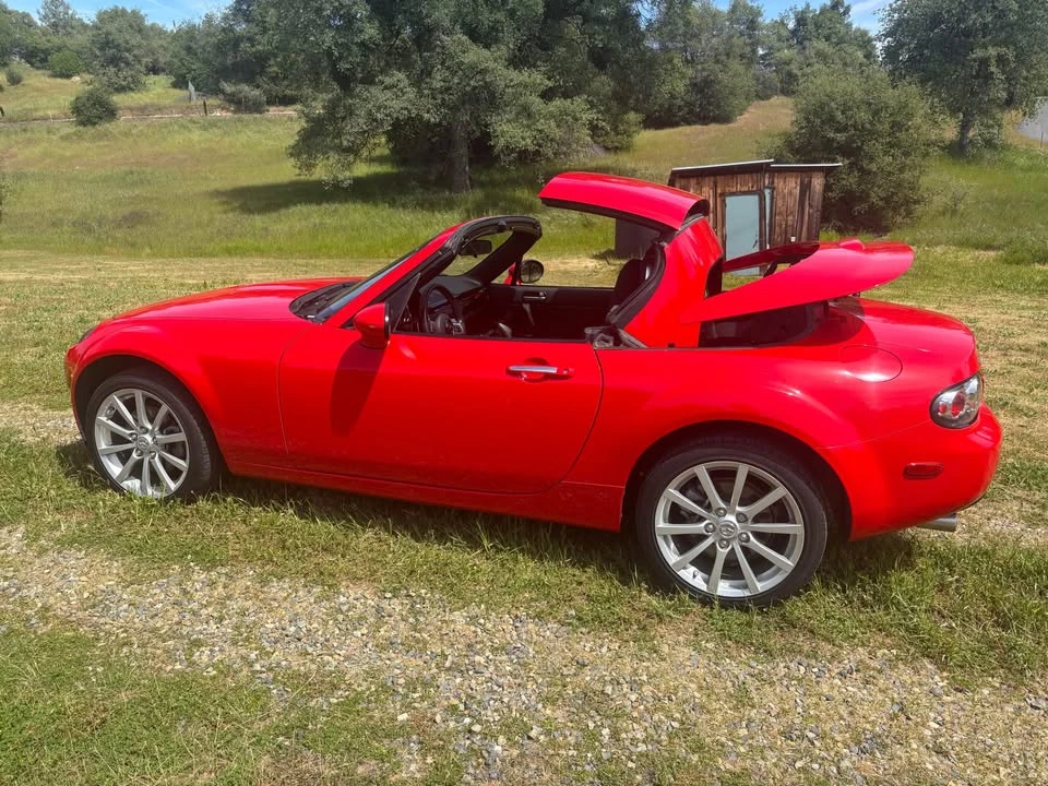 2008 Mazda NC MX-5 Miata - Image 5 of 11