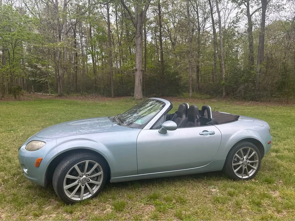 2008 Mazda NC MX-5 Miata - Image 5 of 9