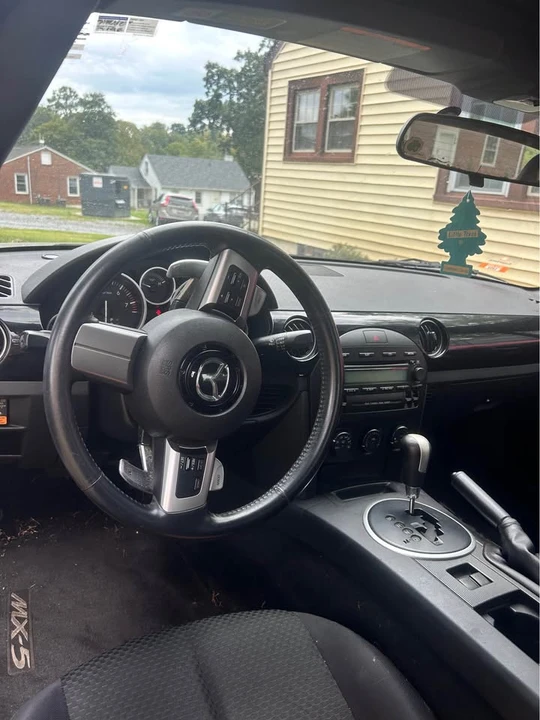 2008 Mazda NC MX-5 Miata - Image 4 of 5