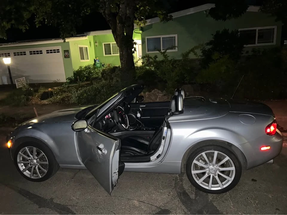 2008 Mazda NC MX-5 Miata - Image 4 of 11