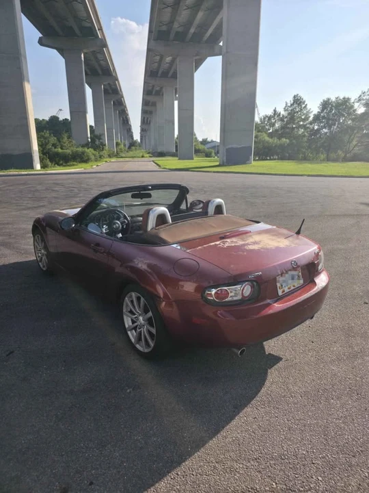 2008 Mazda NC MX-5 Miata - Image 5 of 7