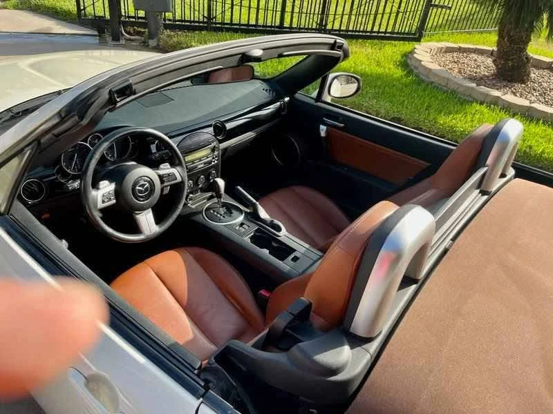 2008 Mazda NC MX-5 Miata - Image 5 of 10