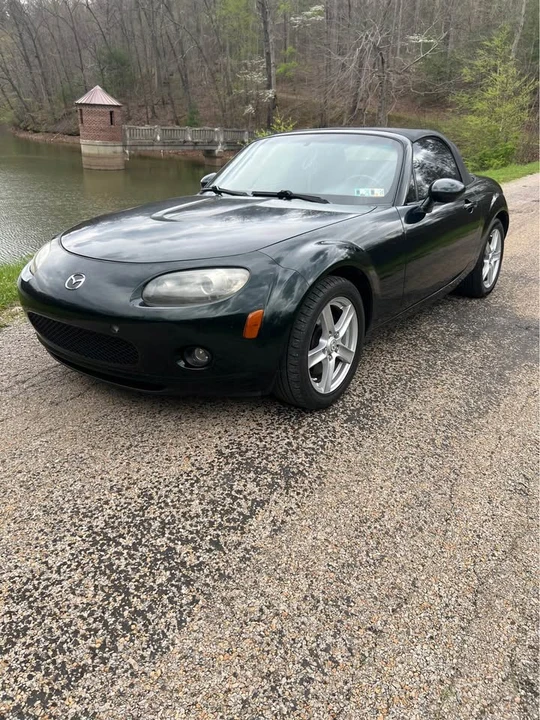 2008 Mazda NC MX-5 Miata - Image 5 of 8