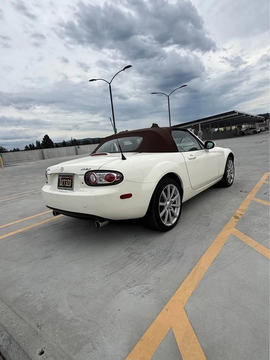 2008 Mazda NC MX-5 Miata - Image 3 of 10
