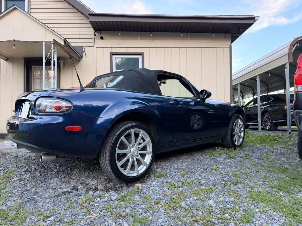 2008 Mazda NC MX-5 Miata - Image 10 of 20