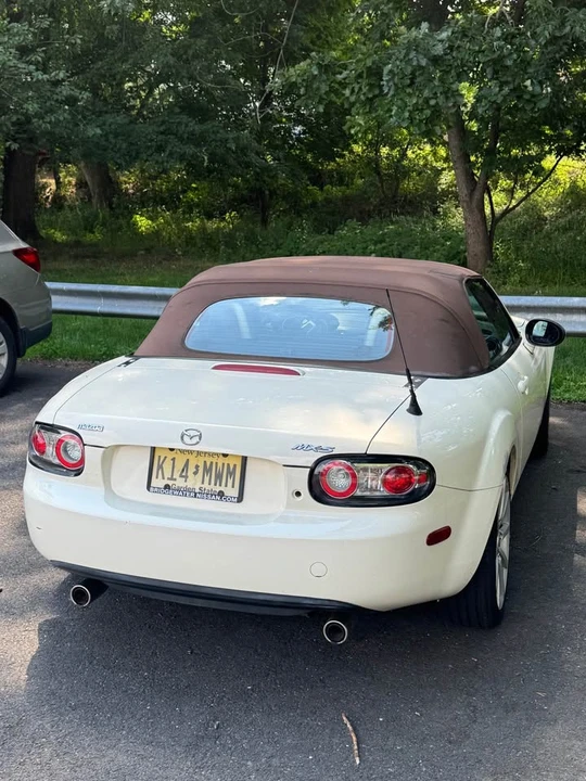 2008 Mazda NC MX-5 Miata - Image 4 of 8