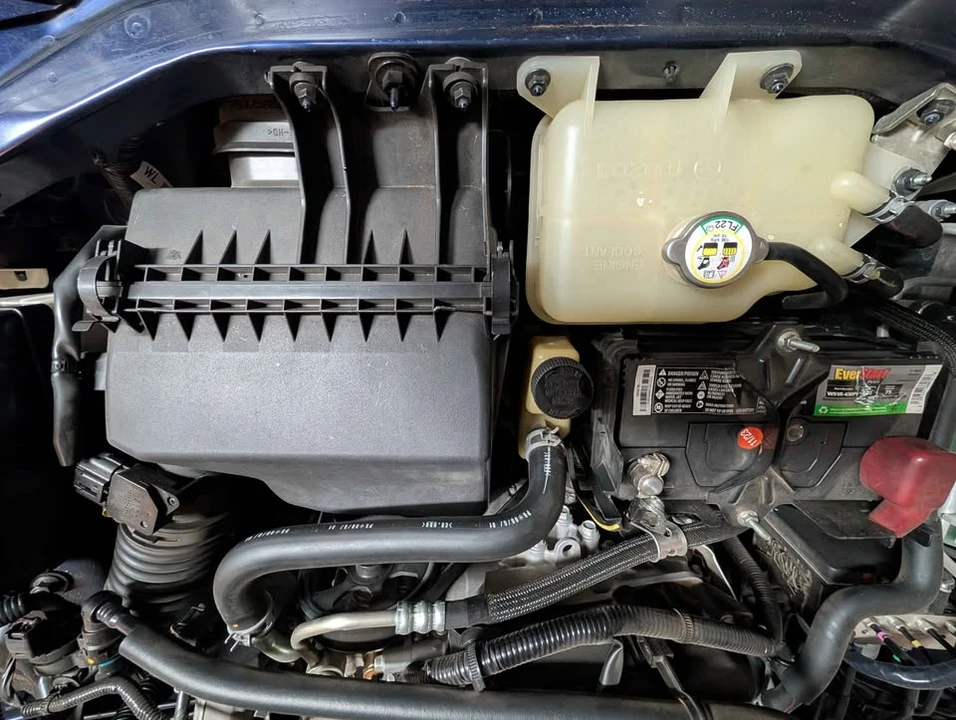 2008 Mazda NC MX-5 Miata - Image 5 of 10