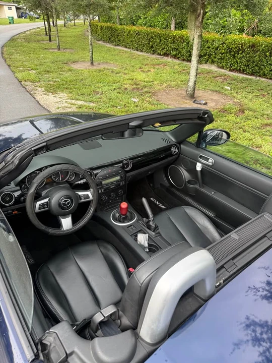 2008 Mazda NC MX-5 Miata - Image 10 of 11