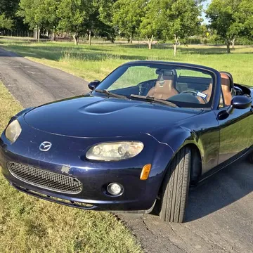 2008 Mazda MX-5 Grand Touring Hard Top Convertible 2D