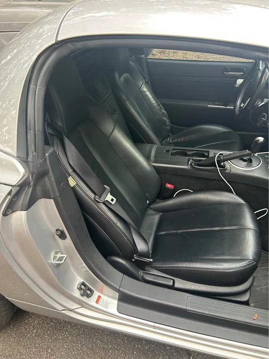 2008 Mazda NC MX-5 Miata - Image 6 of 14