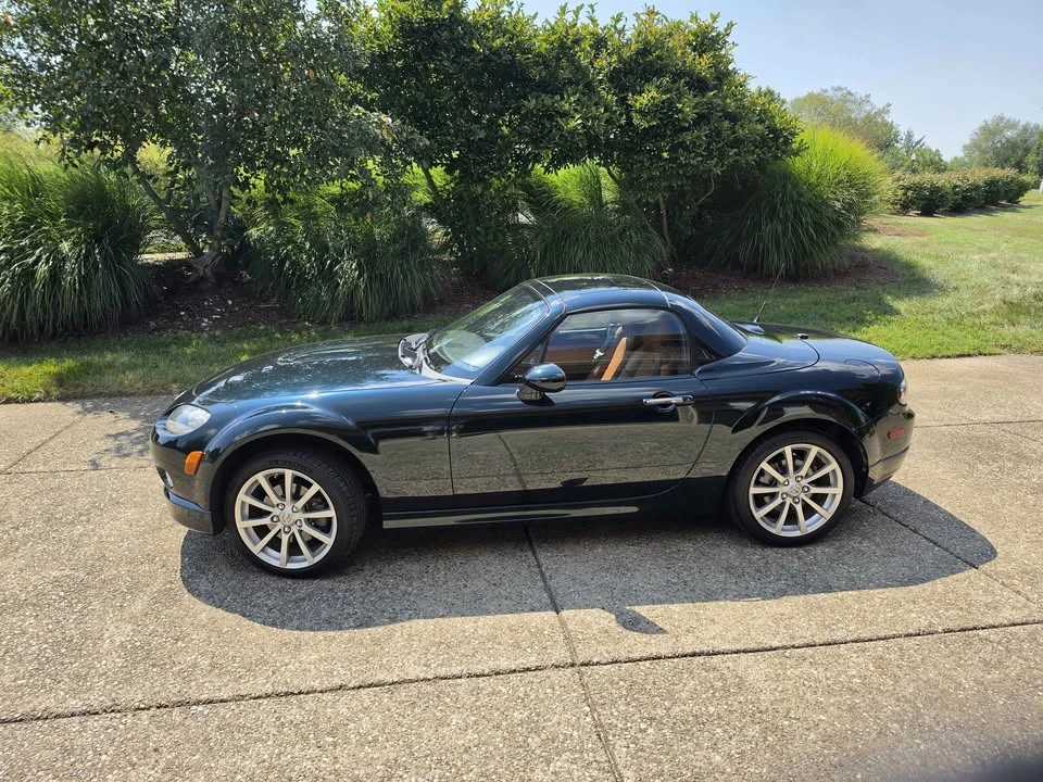 2008 Mazda NC MX-5 Miata - Image 2 of 9