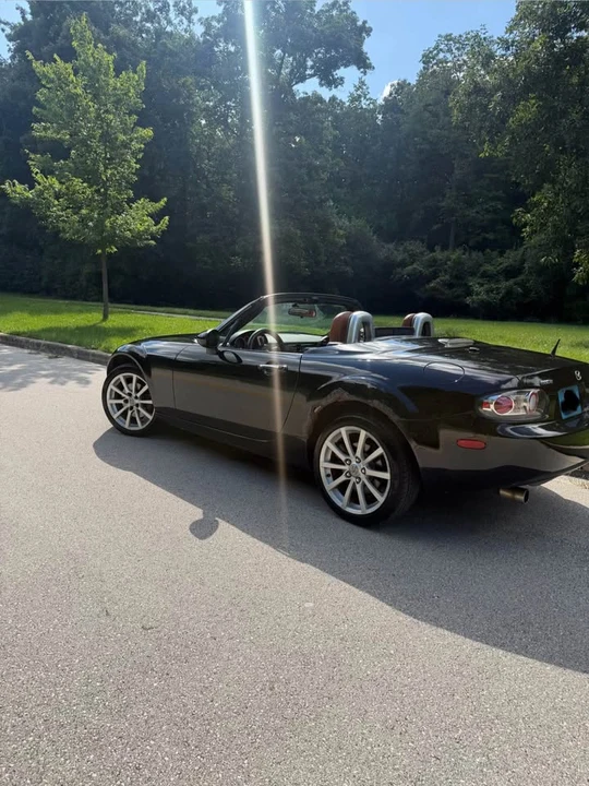 2008 Mazda NC MX-5 Miata - Image 5 of 16