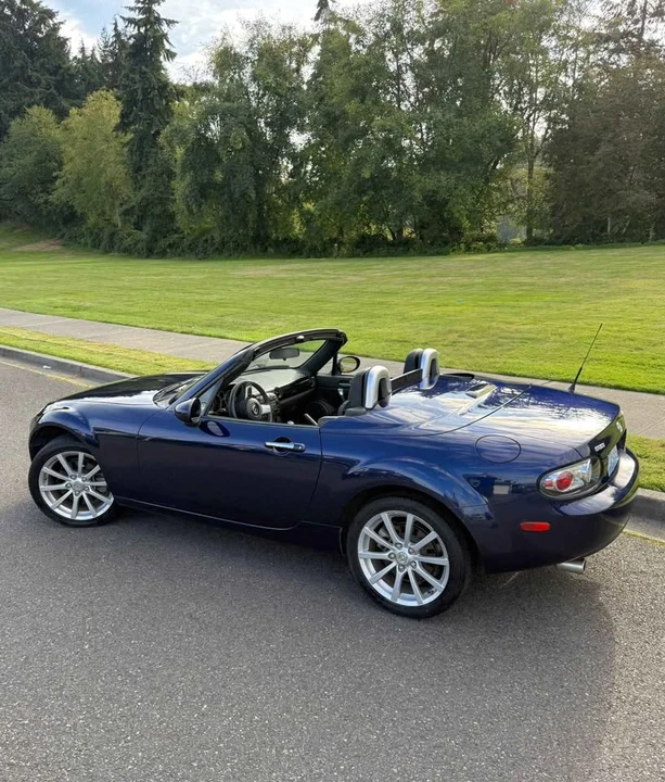 2008 Mazda NC MX-5 Miata - Image 11 of 13