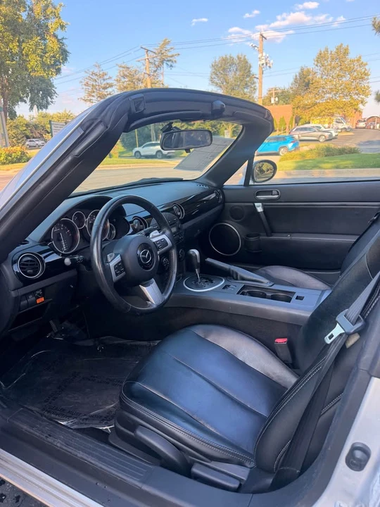 2008 Mazda NC MX-5 Miata - Image 11 of 12