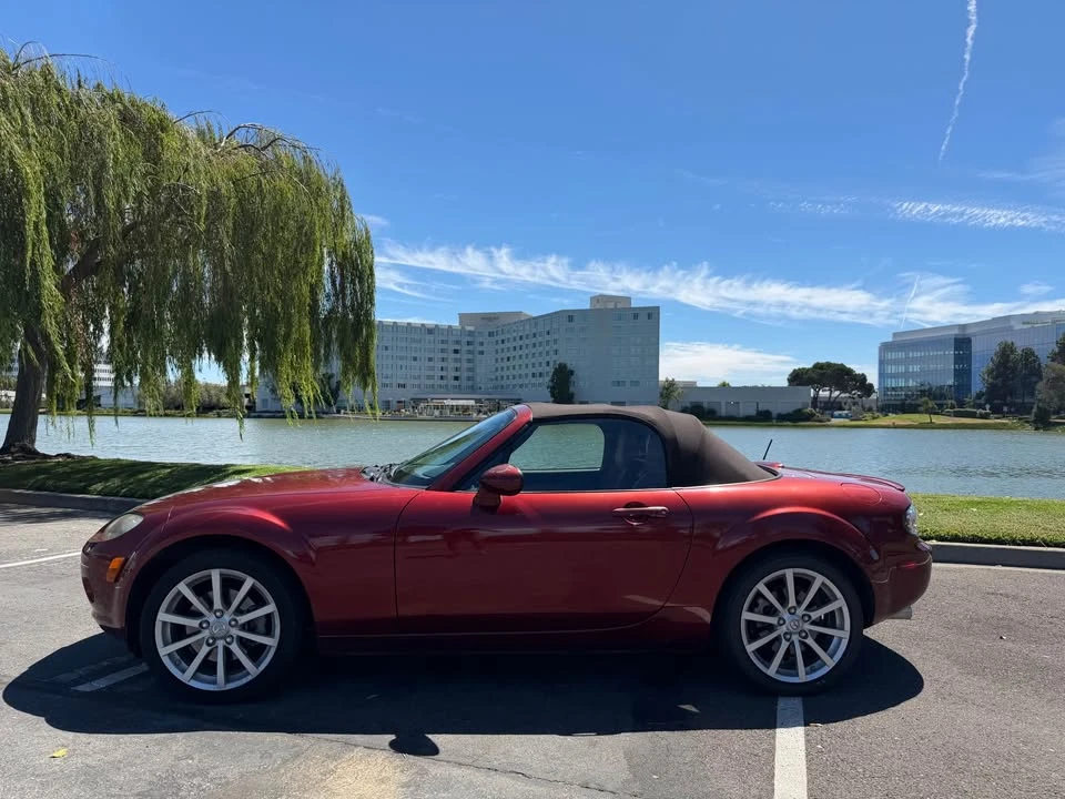 2008 Mazda NC MX-5 Miata - Image 2 of 19