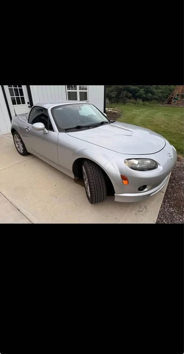 2008 Mazda NC MX-5 Miata - Image 4 of 16