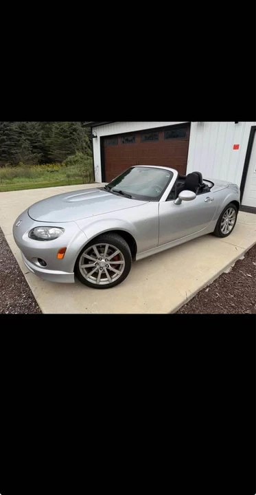 2008 Mazda NC MX-5 Miata - Image 5 of 16