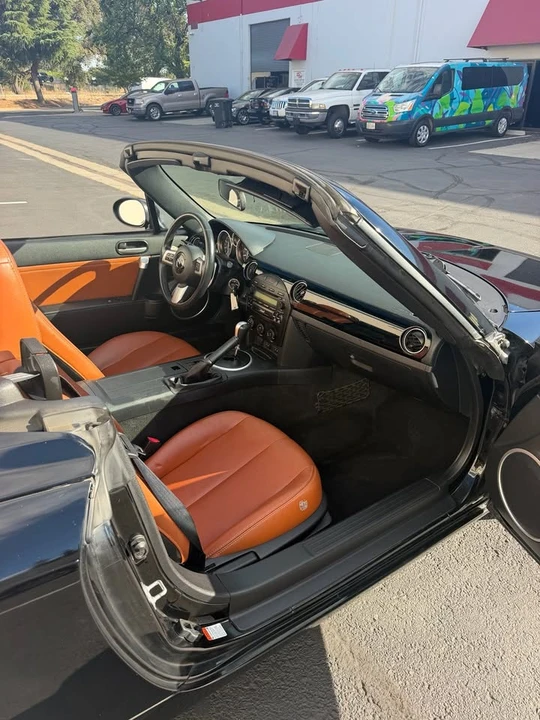 2008 Mazda NC MX-5 Miata - Image 15 of 18