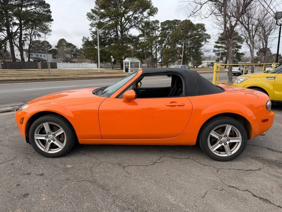 2008 Mazda NC MX-5 Miata - Image 9 of 20