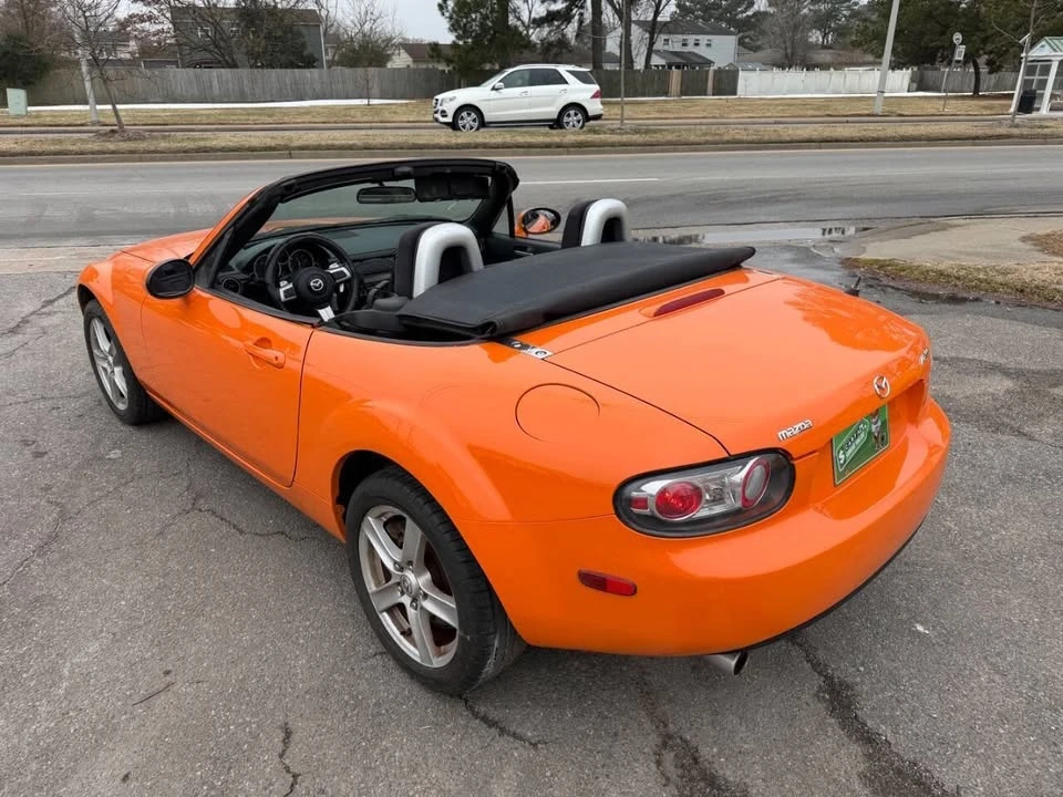 2008 Mazda NC MX-5 Miata - Image 11 of 20