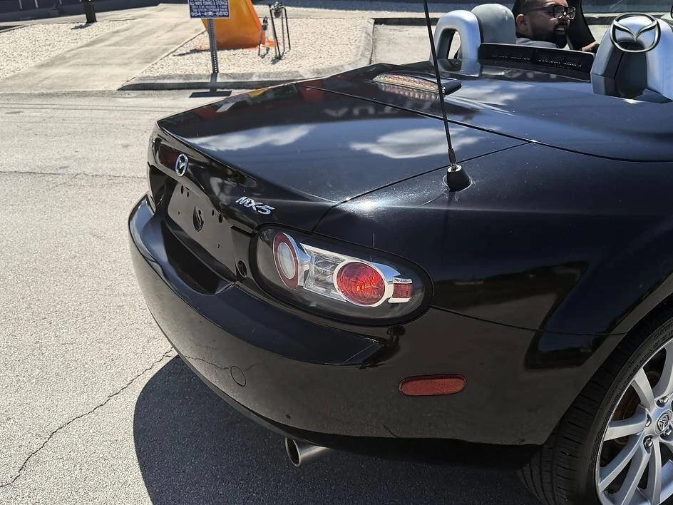 2008 Mazda NC MX-5 Miata - Image 19 of 20
