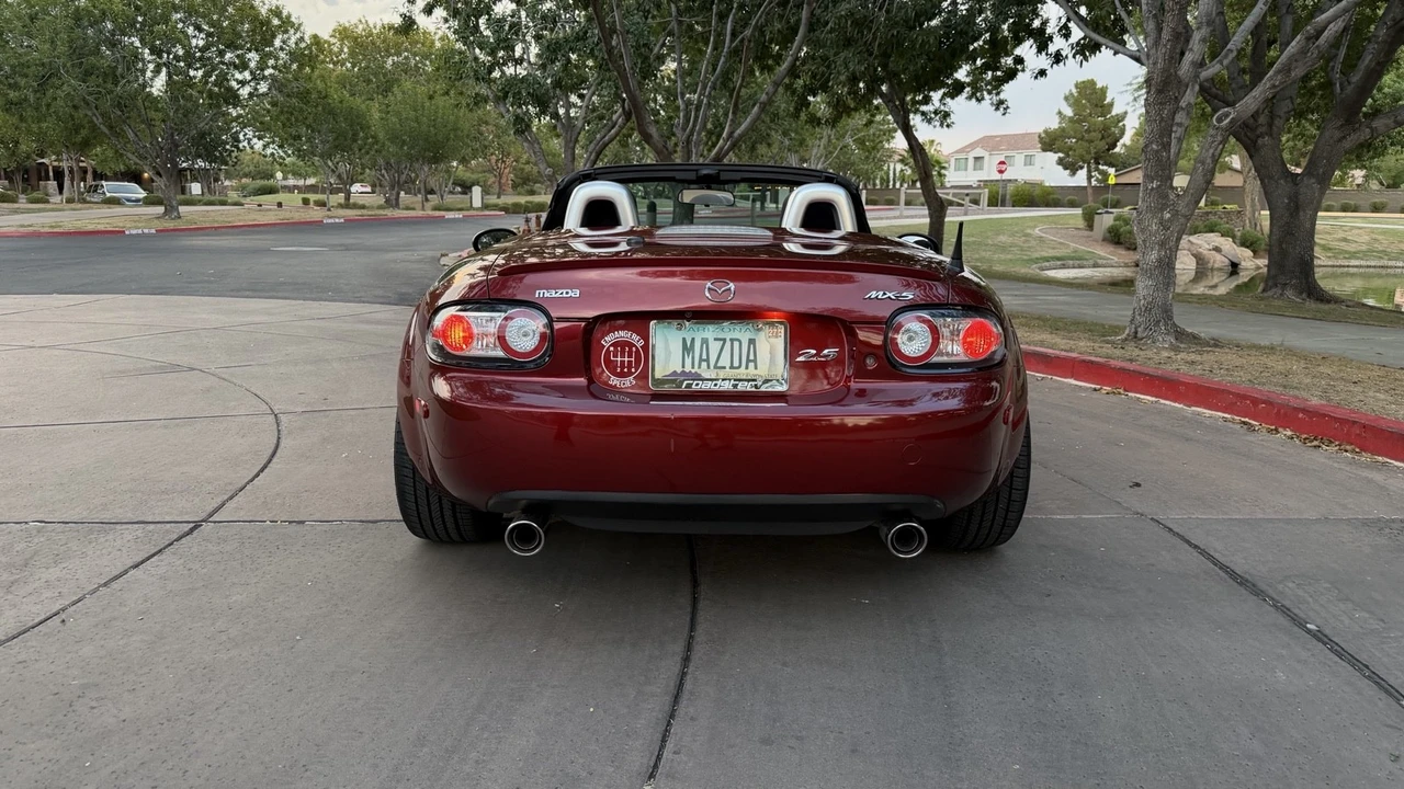 2008 Mazda NC MX-5 Miata - Image 5 of 31