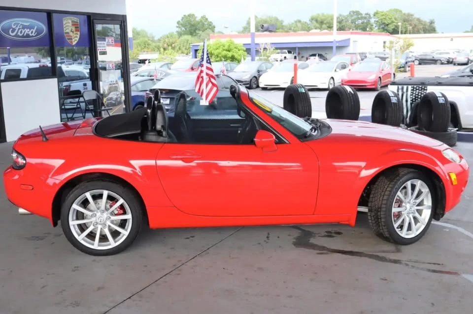 2008 Mazda NC MX-5 Miata - Image 2 of 20