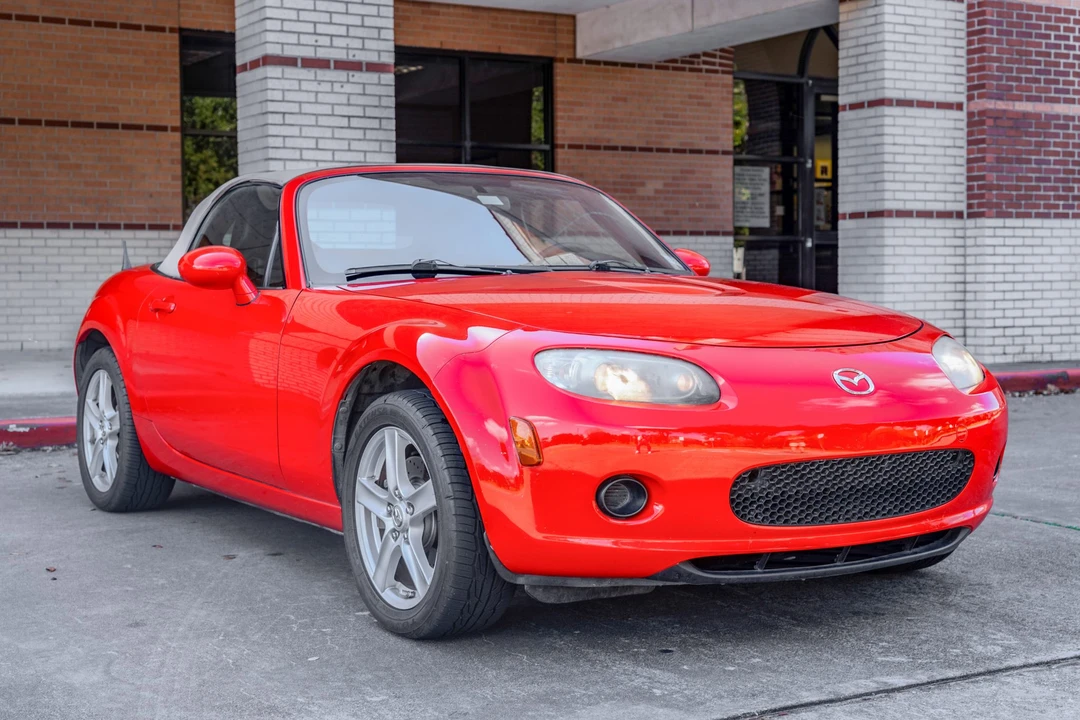 2008 Mazda NC MX-5 Miata - Image 11 of 31