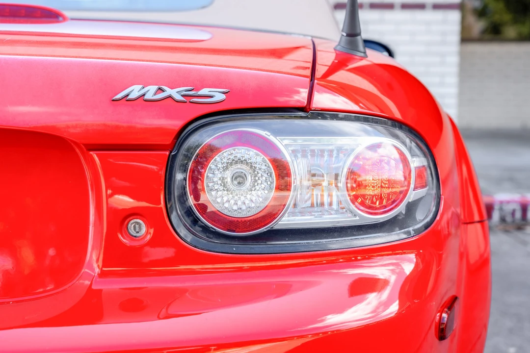 2008 Mazda NC MX-5 Miata - Image 26 of 31
