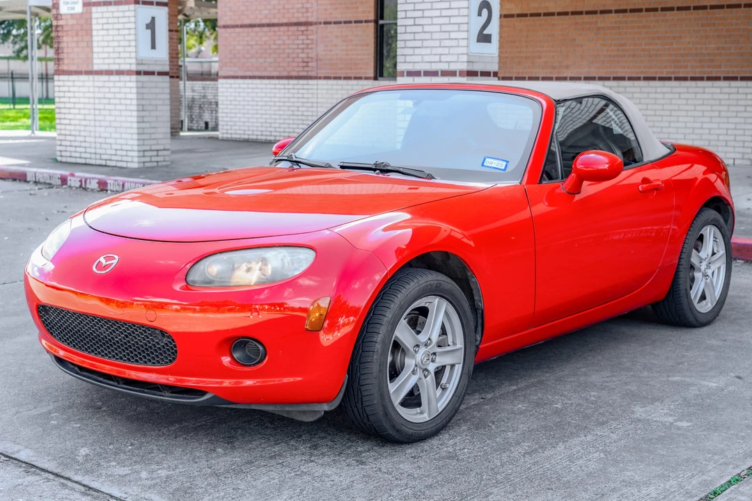 2008 Mazda NC MX-5 Miata - Image 9 of 31