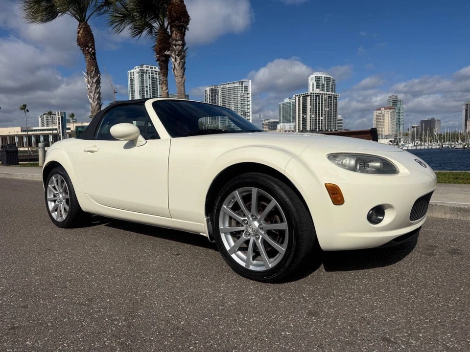 2008 Mazda NC MX-5 Miata - Image 3 of 21