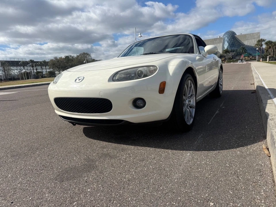 2008 Mazda NC MX-5 Miata - Image 14 of 21