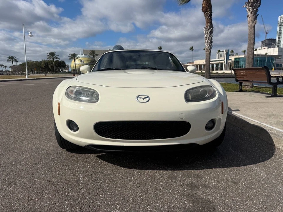 2008 Mazda NC MX-5 Miata - Image 17 of 21