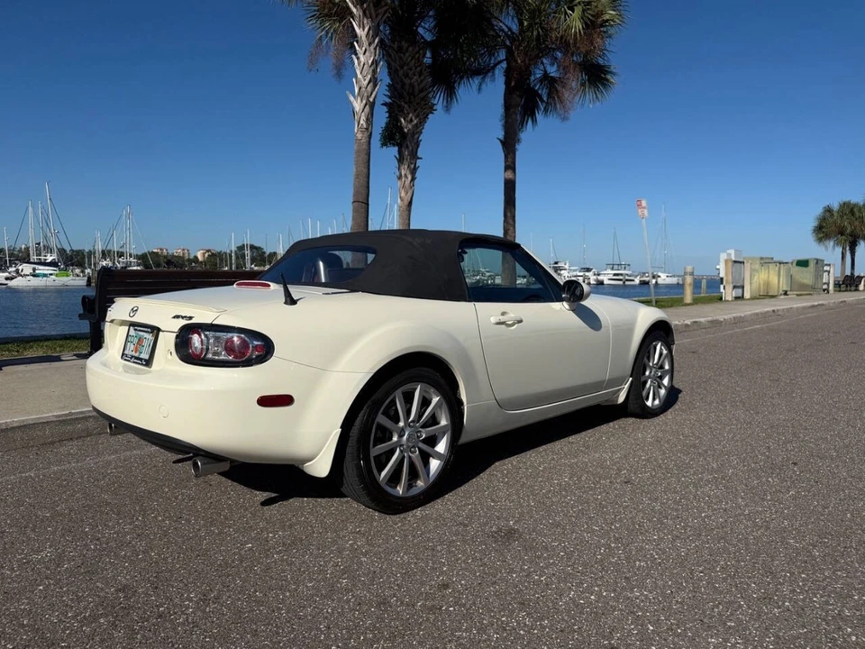 2008 Mazda NC MX-5 Miata - Image 3 of 16