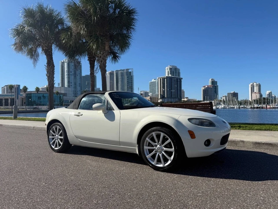 2008 Mazda NC MX-5 Miata - Image 2 of 16