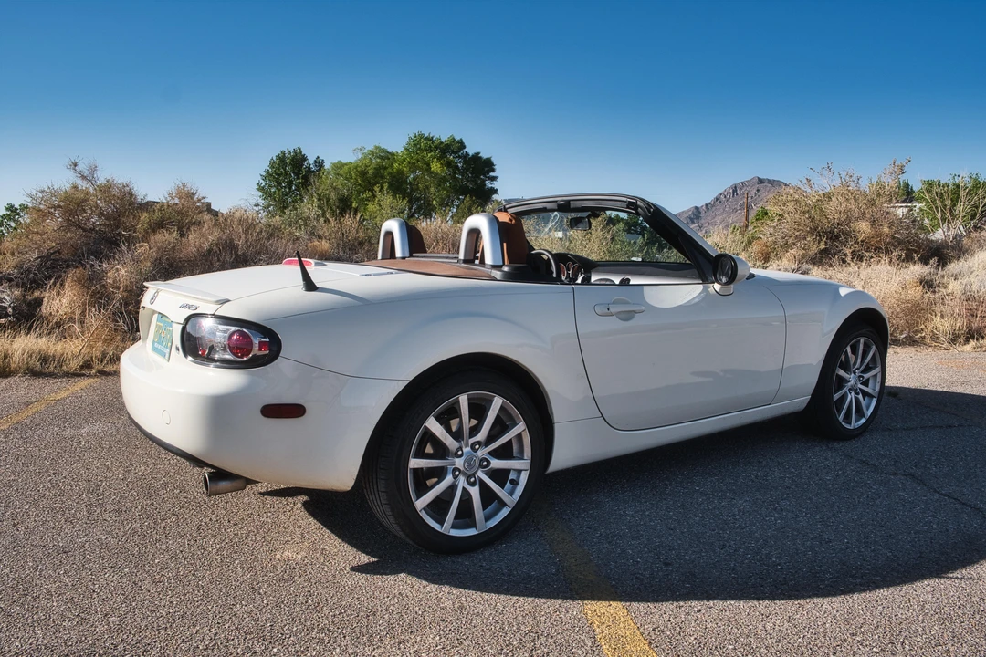 2008 Mazda NC MX-5 Miata - Image 11 of 31