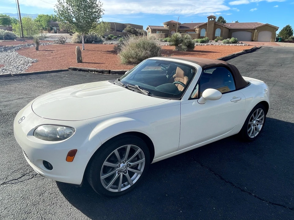2008 Mazda NC MX-5 Miata - Image 15 of 31