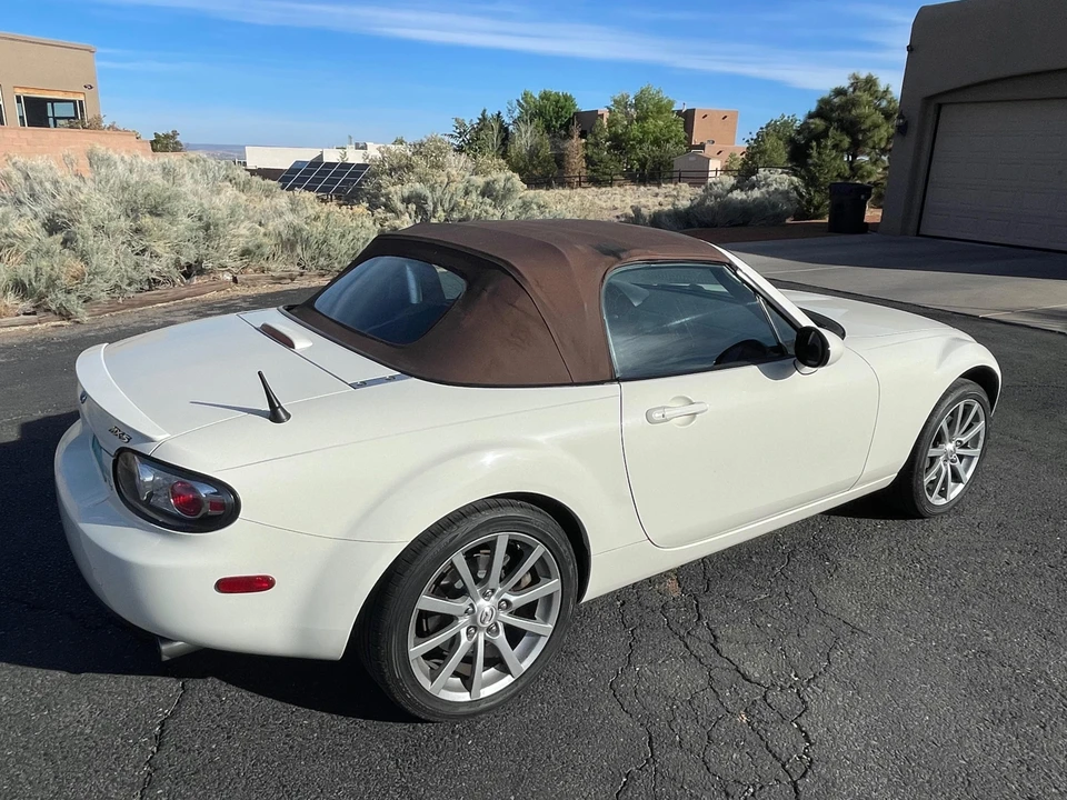 2008 Mazda NC MX-5 Miata - Image 18 of 31