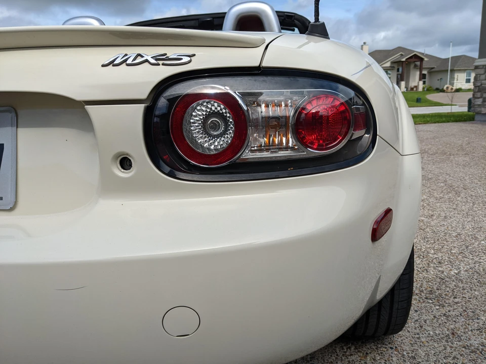 2008 Mazda NC MX-5 Miata - Image 16 of 31
