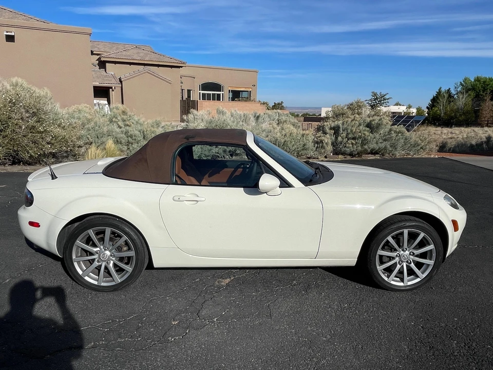 2008 Mazda NC MX-5 Miata - Image 19 of 31
