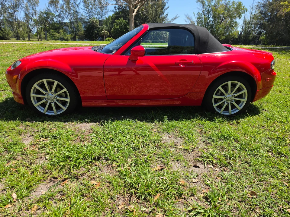 2008 Mazda NC MX-5 Miata - Image 24 of 31