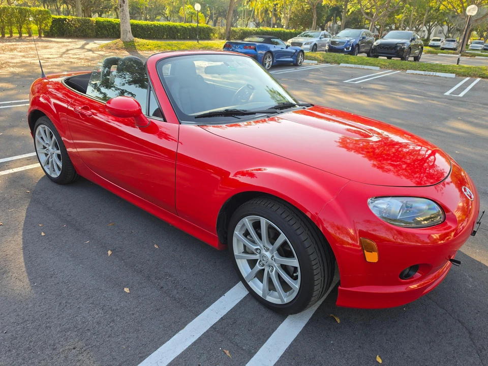 2008 Mazda NC MX-5 Miata - Image 15 of 31