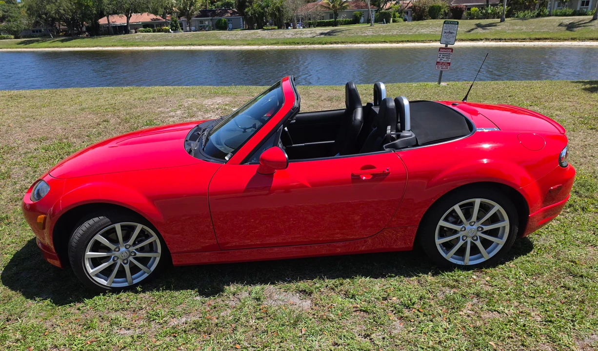 2008 Mazda NC MX-5 Miata - Image 8 of 31