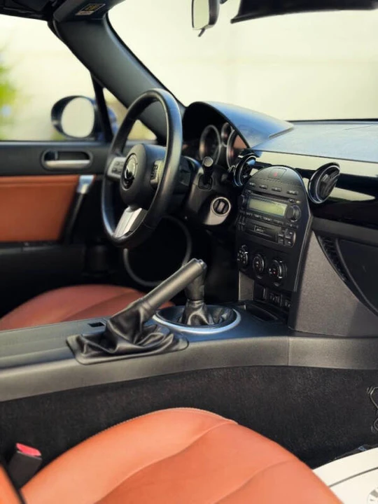2008 Mazda NC MX-5 Miata - Image 22 of 31