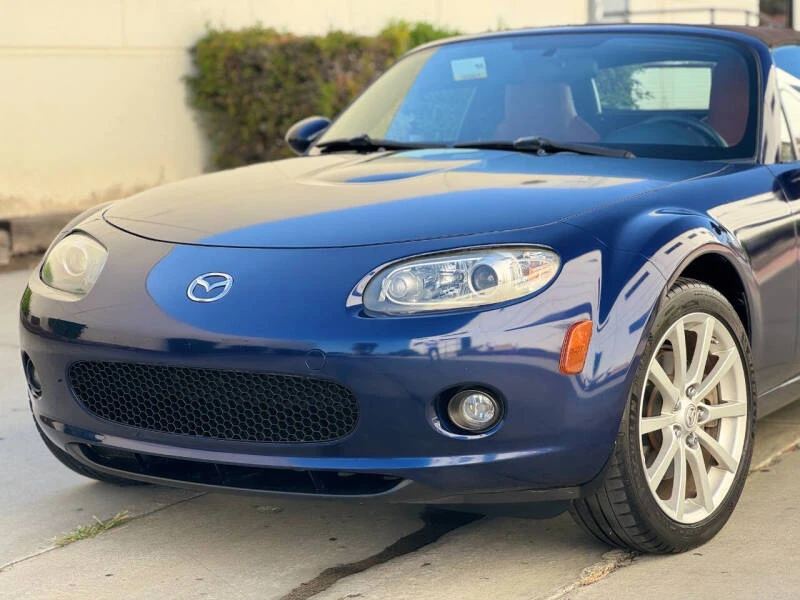 2008 Mazda NC MX-5 Miata - Image 2 of 31