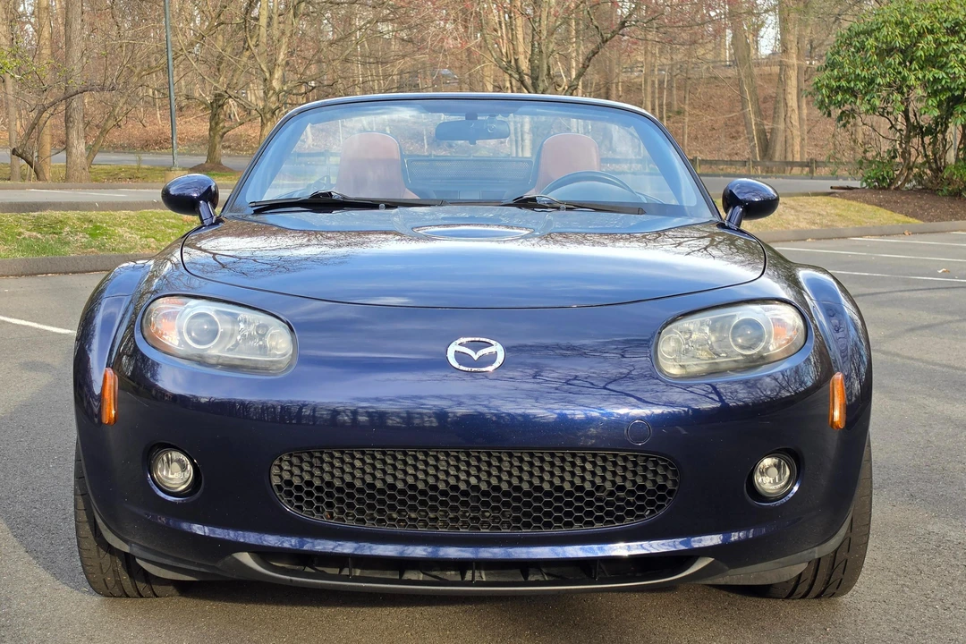 2008 Mazda NC MX-5 Miata - Image 2 of 31
