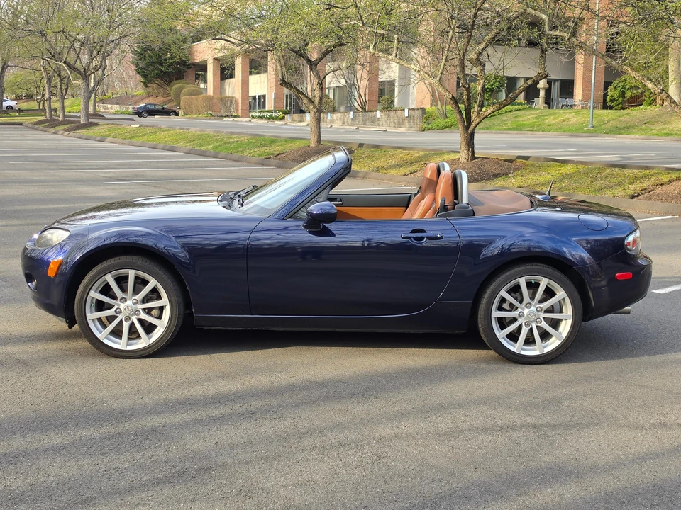 2008 Mazda NC MX-5 Miata - Image 10 of 31
