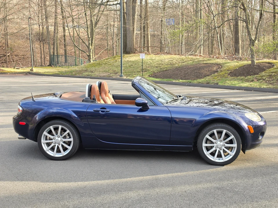 2008 Mazda NC MX-5 Miata - Image 15 of 31